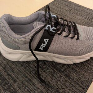 FILA Aether Dash, a lightweight running & lifestyle sneaker - size 8